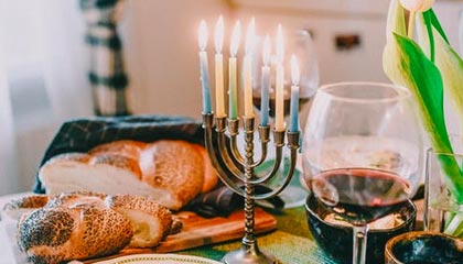 阿尔卡拉斯2-1逆转弗里茨 取得总决赛小组赛两连胜